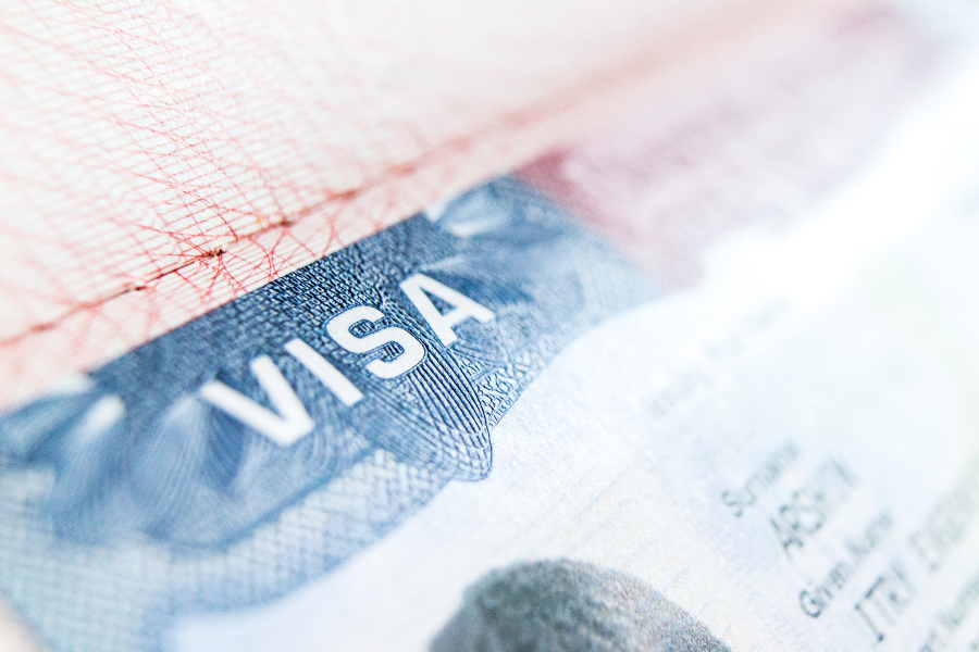 How to Transition From an H-1B Visa to a Green Card